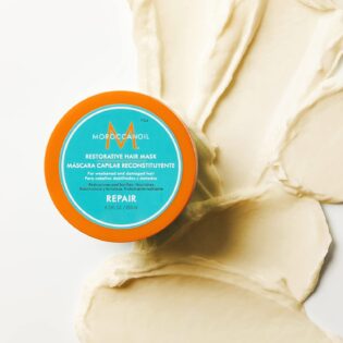 Moroccanoil Restorative Hair Mask - Image 3